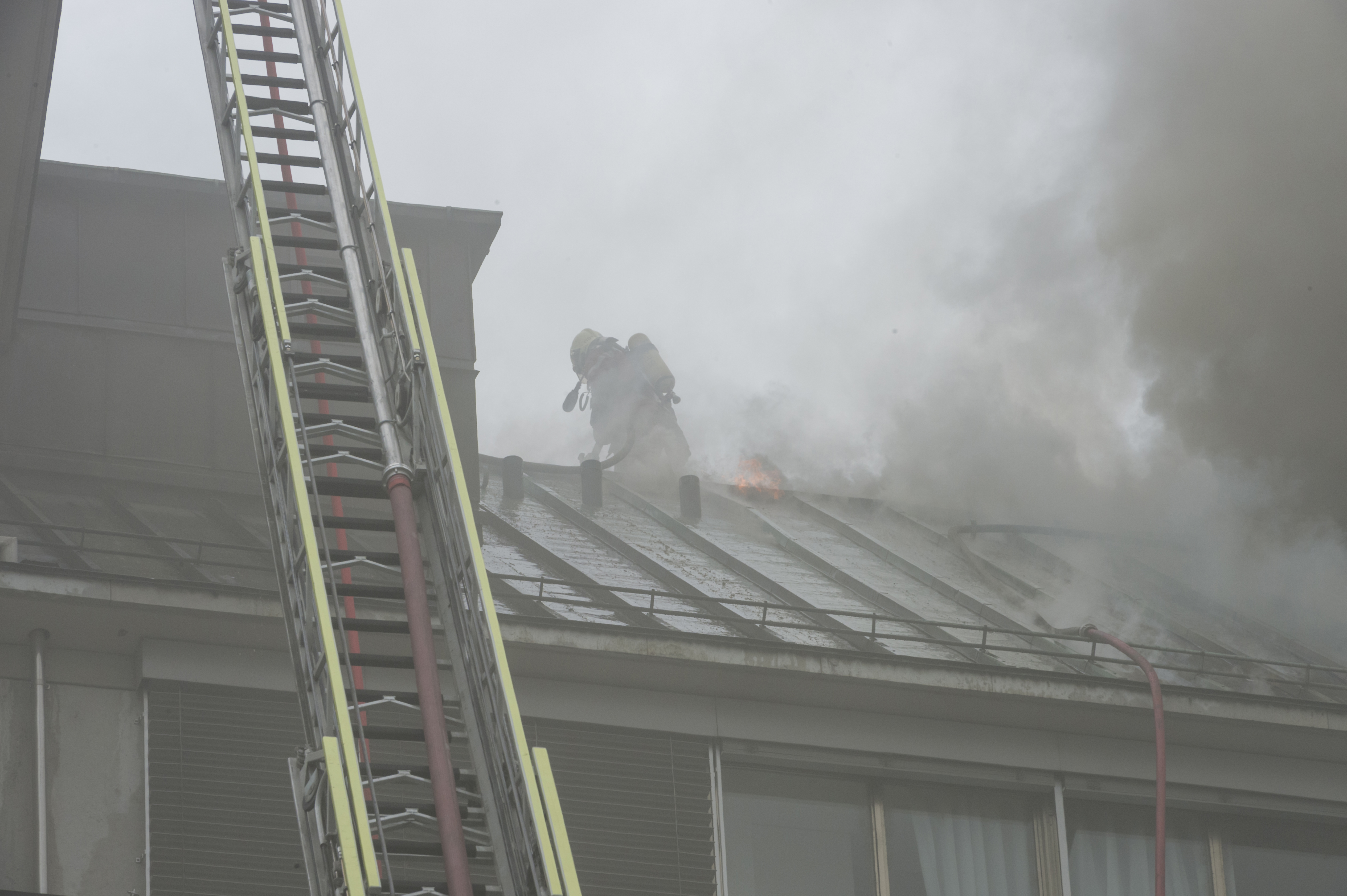 Grossbrand bei der UBS in Zürich