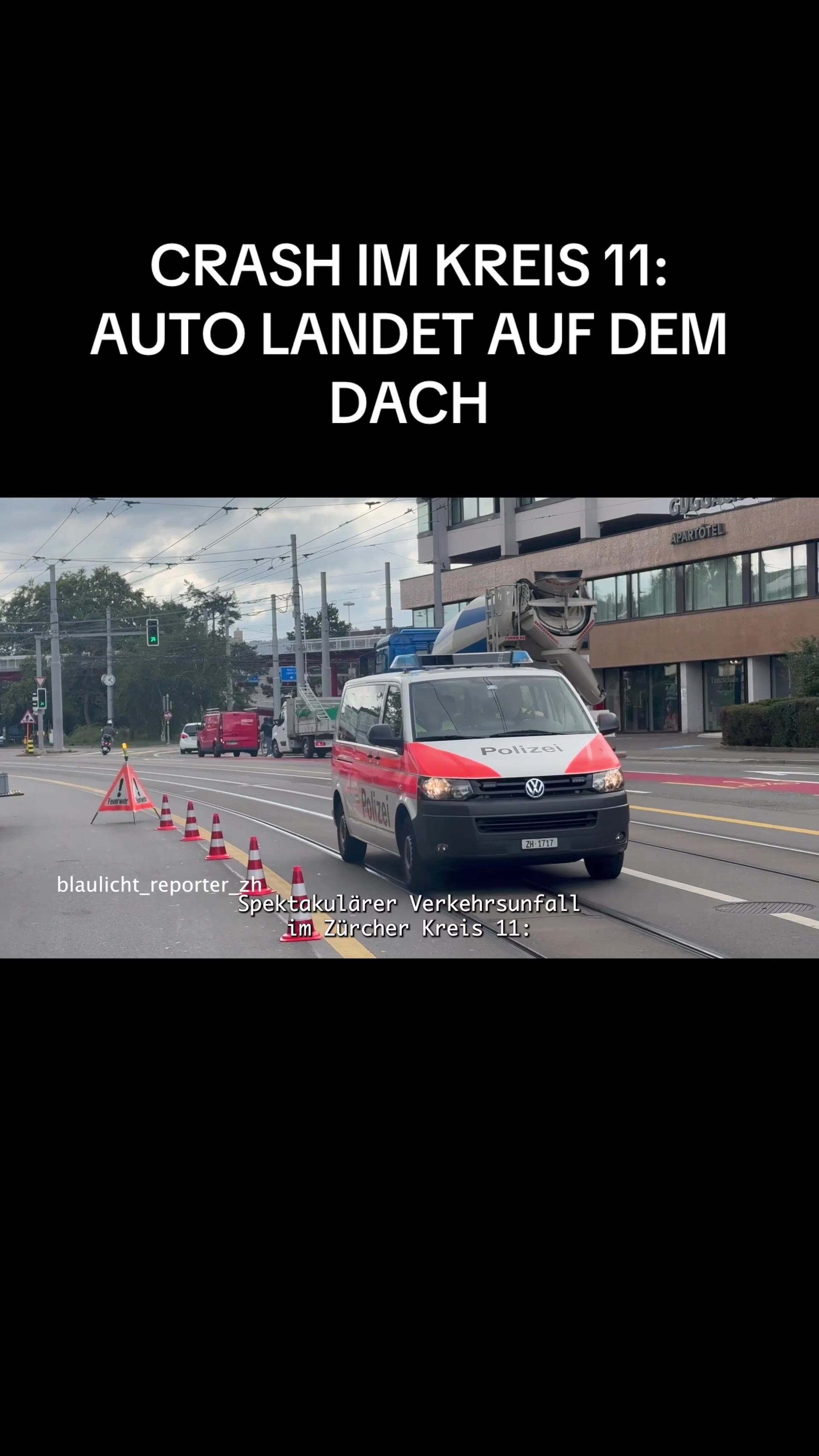 CRASH IM KREIS 11: AUTO LANDET AUF DEM DACH